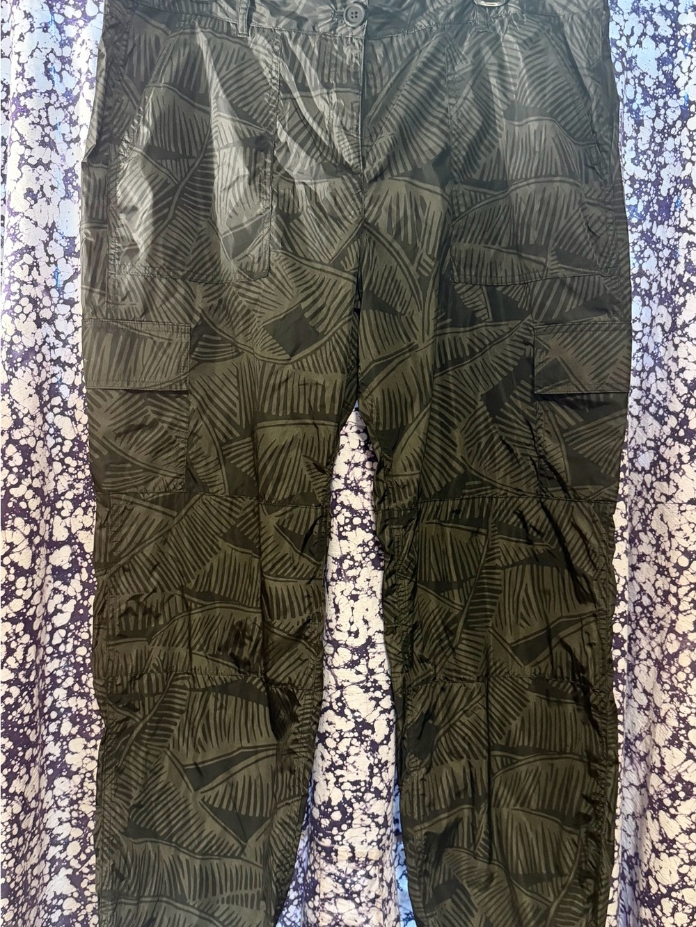 Women’s Vintage Theory Brand Printed Cargo Pants - Black